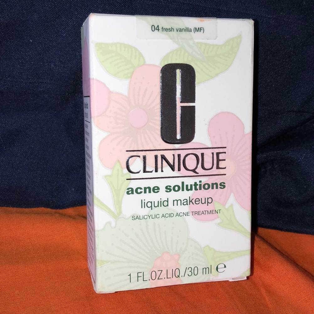 Clinique Acne Solutions: 04 fresh vanilla